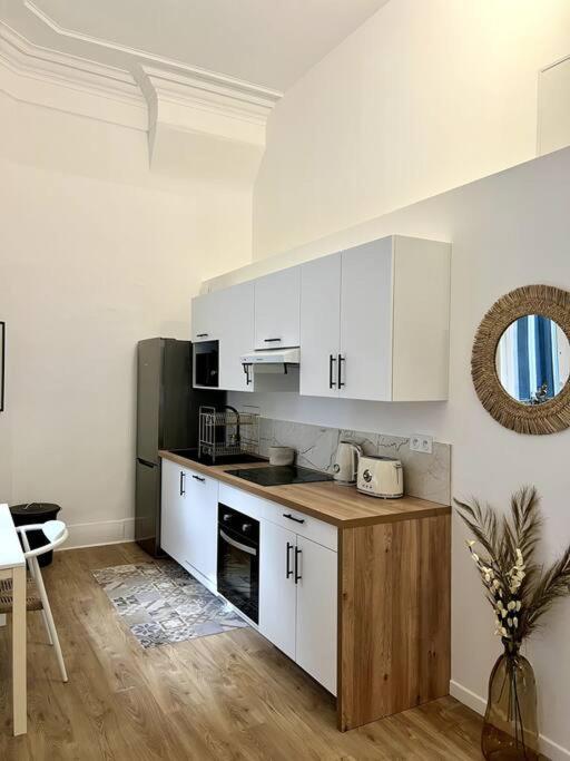 Casa Cezane - Place De La Comedie, Appartement *